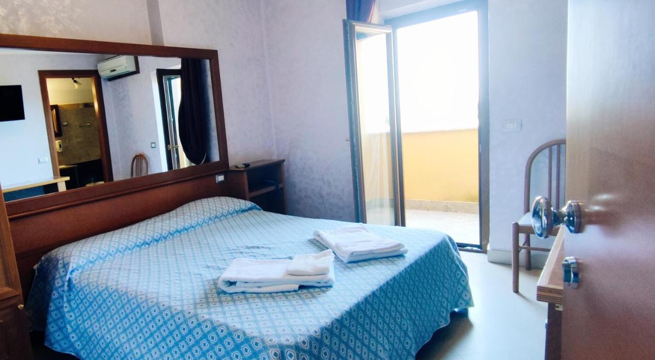 弗拉斯卡蒂 斯特拉纳摩尔旅馆酒店 外观 照片